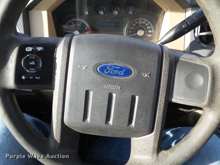 image for item CB9816 2011 Ford F250 Super Duty SuperCab pickup truck