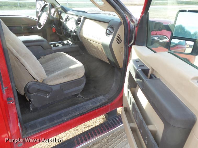 image for item CB9816 2011 Ford F250 Super Duty SuperCab pickup truck