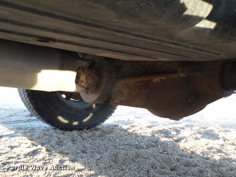 image for item CB9817 2005 Chevrolet Silverado 2500HD Ext. Cab pickup truck