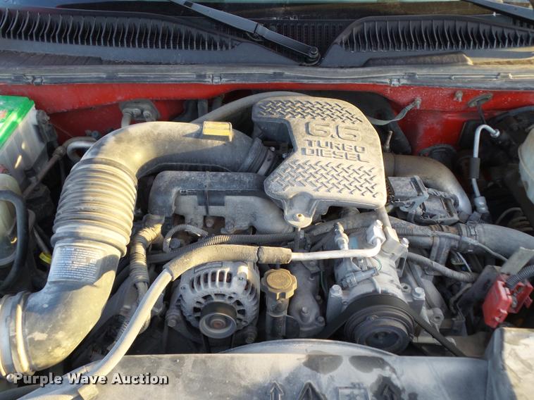 image for item CB9817 2005 Chevrolet Silverado 2500HD Ext. Cab pickup truck