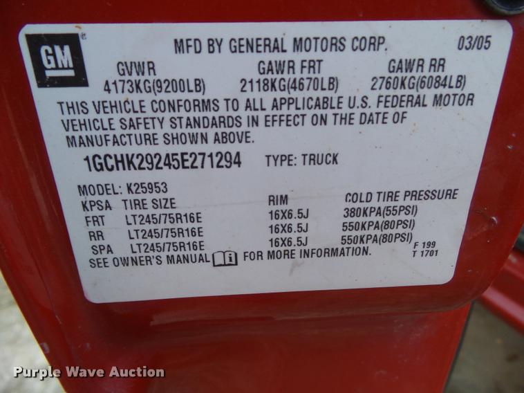 image for item CB9817 2005 Chevrolet Silverado 2500HD Ext. Cab pickup truck