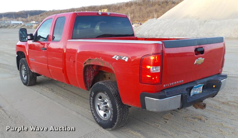 image for item CB9818 2007 Chevrolet Silverado 2500HD Ext. Cab pickup truck