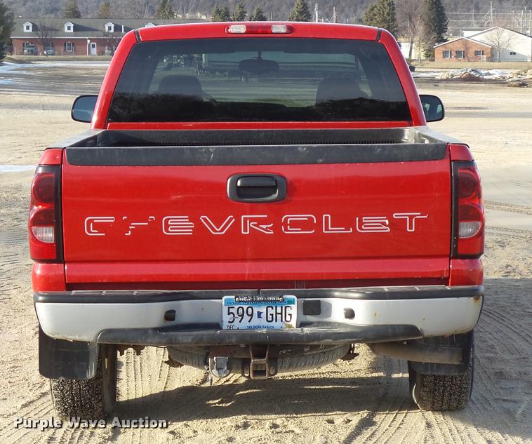 image for item CB9819 2007 Chevrolet Silverado Classic 1500 Ext. Cab pickup truck