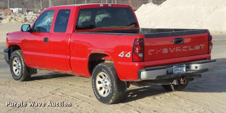 image for item CB9819 2007 Chevrolet Silverado Classic 1500 Ext. Cab pickup truck