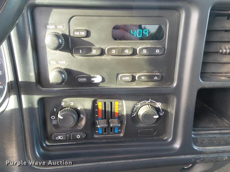 image for item CB9819 2007 Chevrolet Silverado Classic 1500 Ext. Cab pickup truck