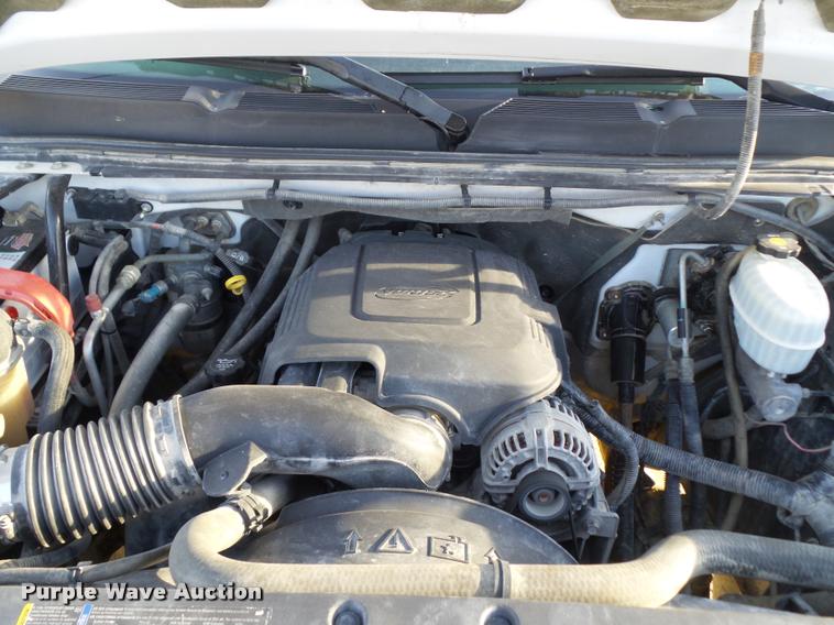 image for item CB9820 2007 Chevrolet Silverado K2500HD Ext. Cab pickup truck