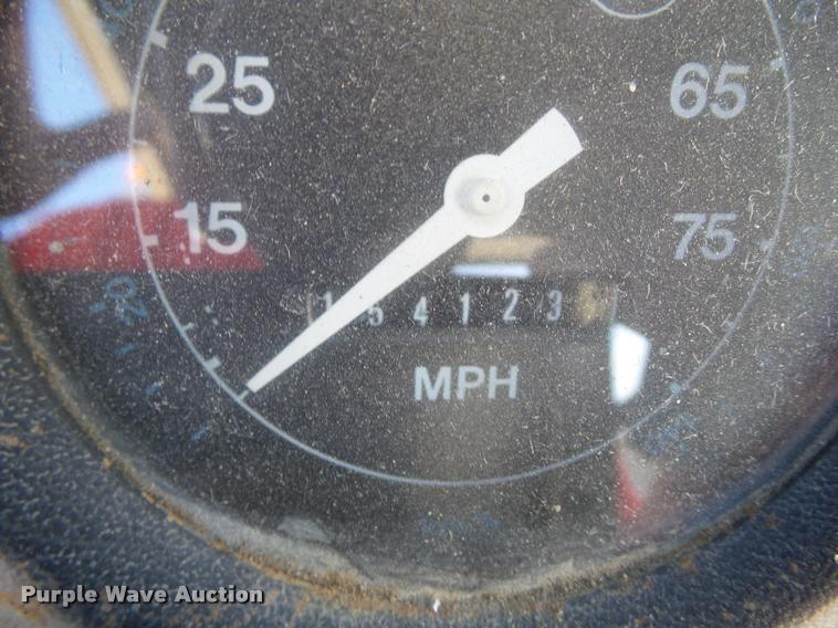 image for item CB9823 1984 Ford LN8000 service truck