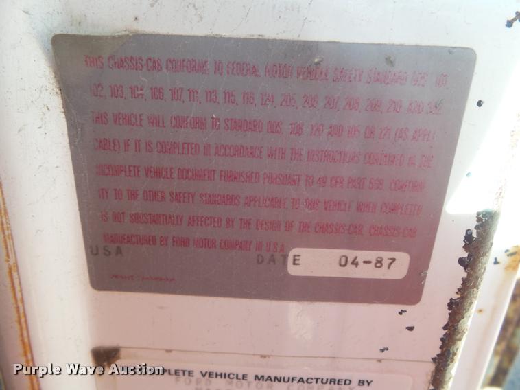 image for item CB9824 1987 Ford LN8000 dump truck