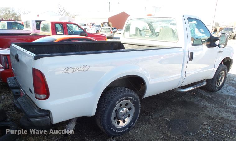 image for item CB9826 2005 Ford F250 Super Duty XL pickup truck