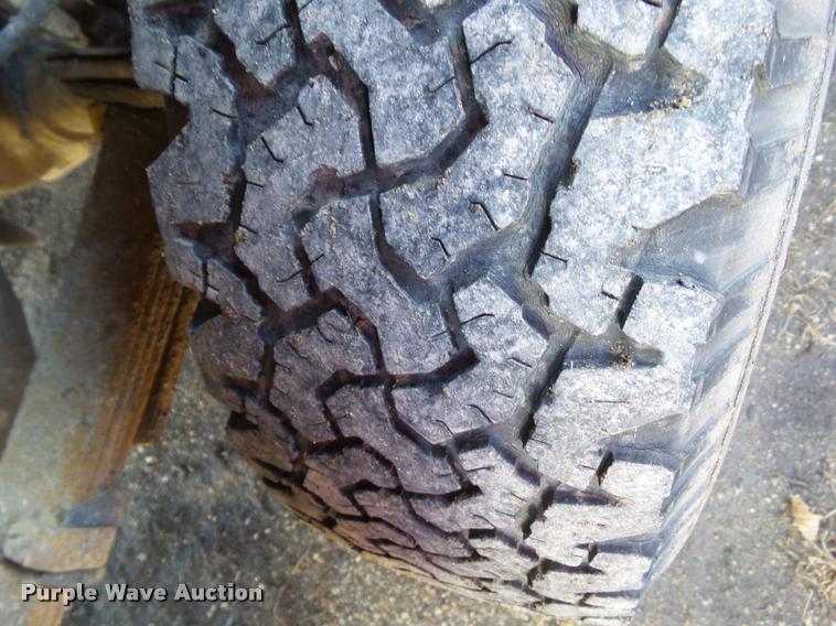 image for item CB9826 2005 Ford F250 Super Duty XL pickup truck