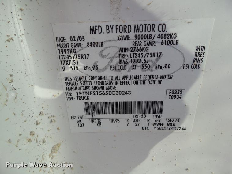 image for item CB9826 2005 Ford F250 Super Duty XL pickup truck