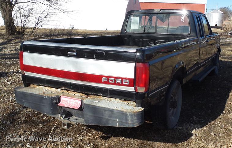 image for item CB9827 1991 Ford F250 HD XLT SuperCab pickup truck
