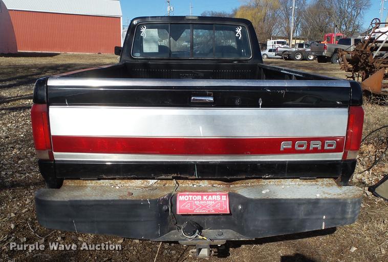 image for item CB9827 1991 Ford F250 HD XLT SuperCab pickup truck