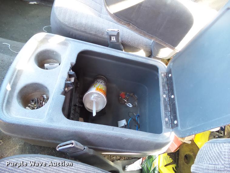 image for item CB9827 1991 Ford F250 HD XLT SuperCab pickup truck