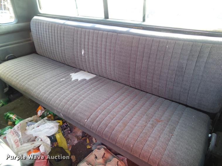 image for item CB9827 1991 Ford F250 HD XLT SuperCab pickup truck