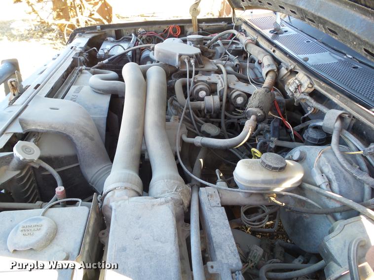 image for item CB9827 1991 Ford F250 HD XLT SuperCab pickup truck