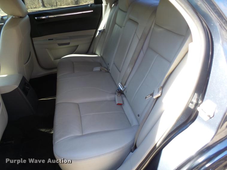 image for item CC9081 2007 Chrysler 300 Limited