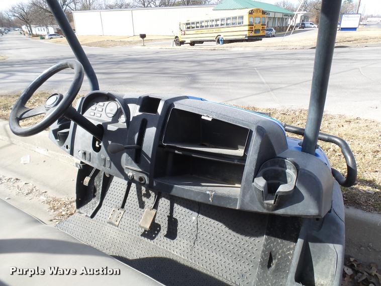 image for item CC9095 New Holland 120 utility vehicle