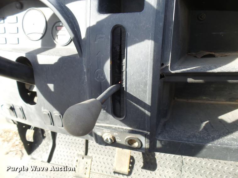 image for item CC9095 New Holland 120 utility vehicle