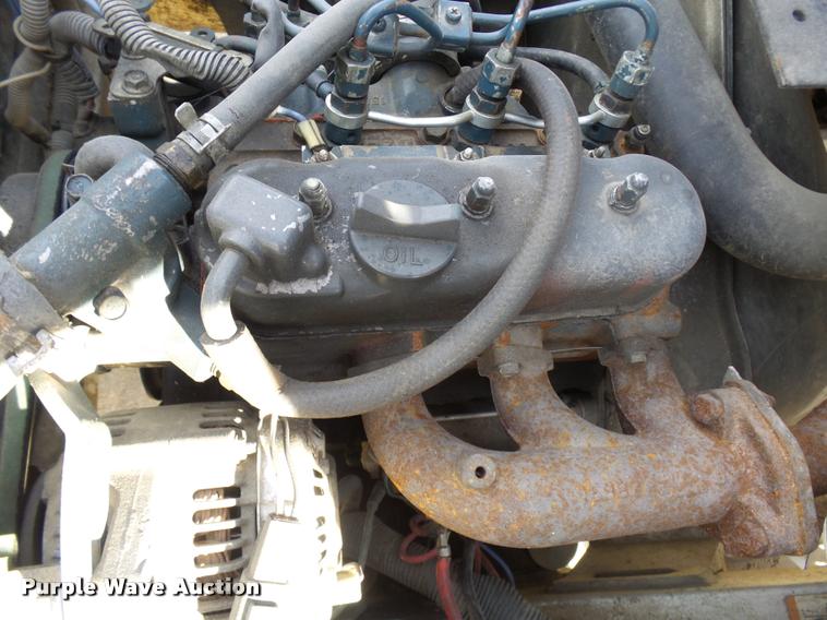 image for item CC9095 New Holland 120 utility vehicle