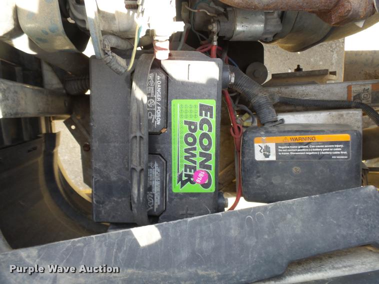 image for item CC9095 New Holland 120 utility vehicle