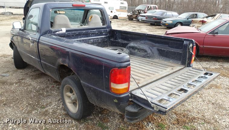image for item DA0313 1996 Ford Ranger pickup truck