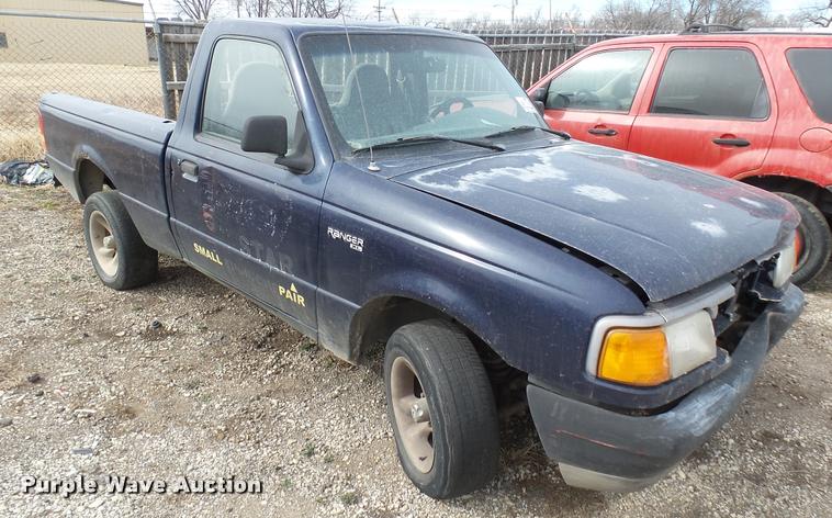 image for item DA0313 1996 Ford Ranger pickup truck