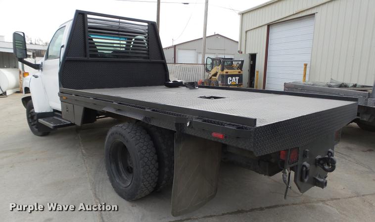 image for item DA0544 2003 GMC C4500 flatbed truck