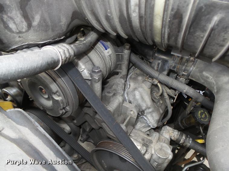 image for item DA0544 2003 GMC C4500 flatbed truck