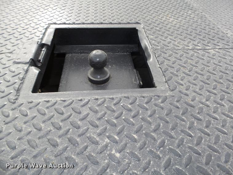 image for item DA0544 2003 GMC C4500 flatbed truck