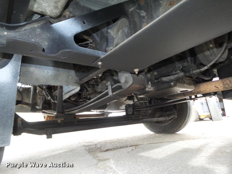 image for item DA0544 2003 GMC C4500 flatbed truck