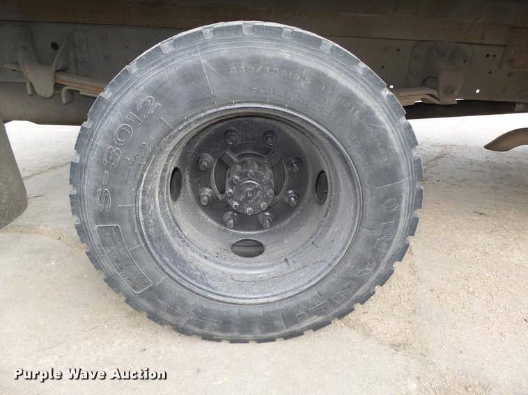 image for item DA0544 2003 GMC C4500 flatbed truck