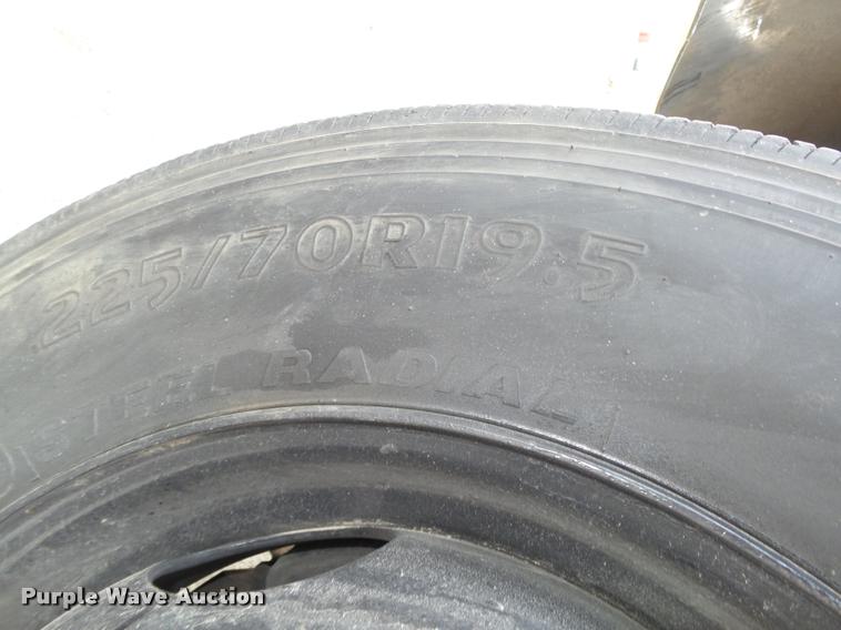 image for item DA0544 2003 GMC C4500 flatbed truck