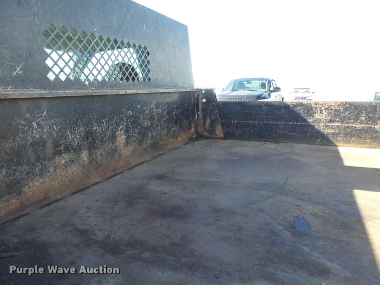 image for item DA3330 2000 Ford F450 Super Duty flatbed truck