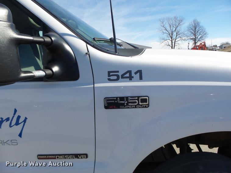 image for item DA3330 2000 Ford F450 Super Duty flatbed truck