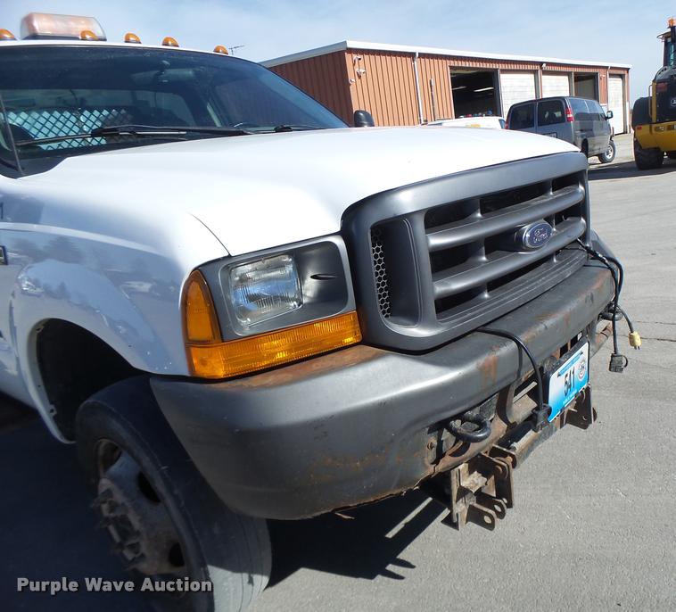 image for item DA3330 2000 Ford F450 Super Duty flatbed truck