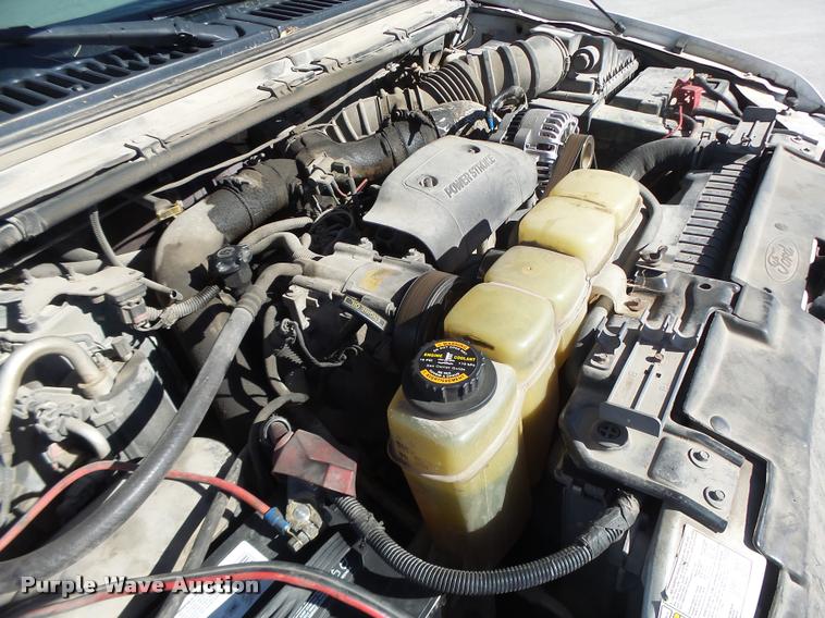 image for item DA3330 2000 Ford F450 Super Duty flatbed truck