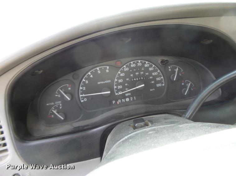 image for item DA3331 2000 Ford Ranger SuperCab pickup truck