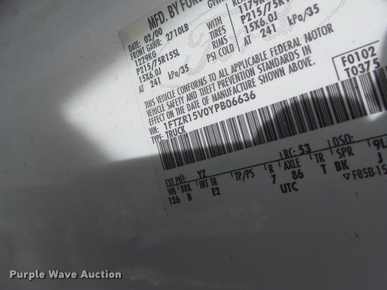 image for item DA3331 2000 Ford Ranger SuperCab pickup truck