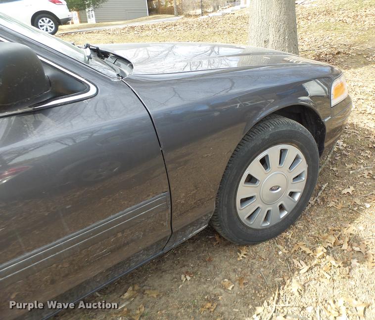 image for item DA3332 2010 Ford Crown Victoria Police Interceptor