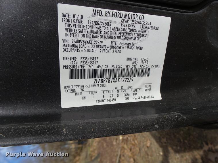 image for item DA3332 2010 Ford Crown Victoria Police Interceptor