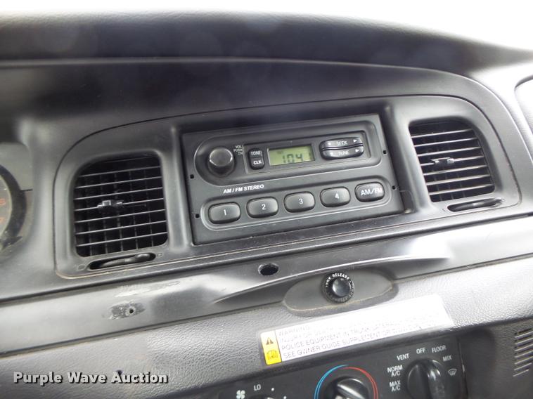 image for item DA3332 2010 Ford Crown Victoria Police Interceptor