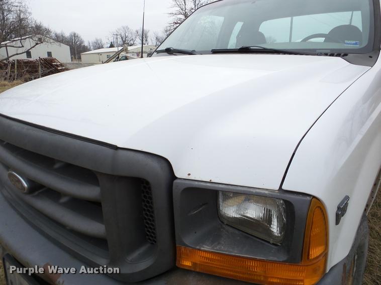 image for item DA7280 1999 Ford F250 Super Duty SuperCab pickup truck