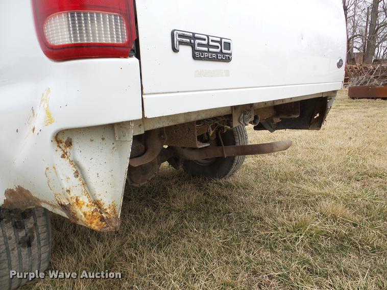 image for item DA7280 1999 Ford F250 Super Duty SuperCab pickup truck