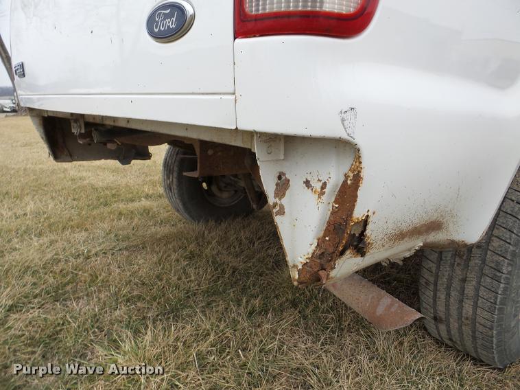 image for item DA7280 1999 Ford F250 Super Duty SuperCab pickup truck