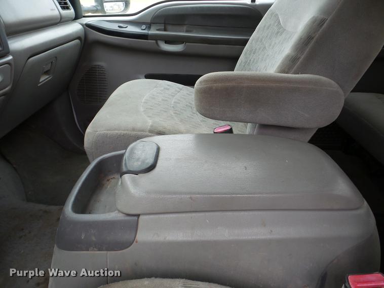 image for item DA7281 2000 Ford F250 Super Duty SuperCab pickup truck