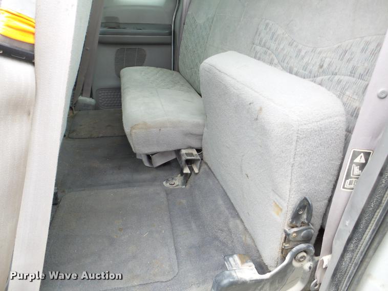 image for item DA7281 2000 Ford F250 Super Duty SuperCab pickup truck