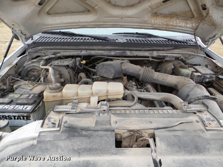 image for item DA7281 2000 Ford F250 Super Duty SuperCab pickup truck