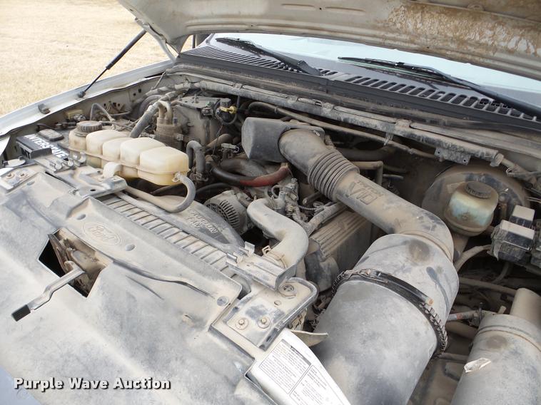 image for item DA7281 2000 Ford F250 Super Duty SuperCab pickup truck