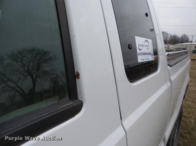 image for item DA7281 2000 Ford F250 Super Duty SuperCab pickup truck